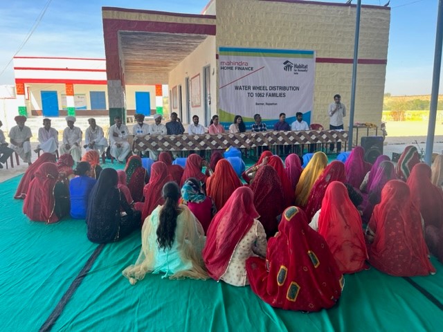  Mahindra Rural Housing Finance and Habitat for Humanity join hands to distribute 1062 waterwheels in Barmer, Rajasthan