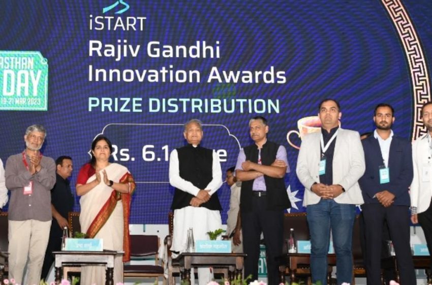  Rajasthan CM Gehlot felicitates Fleeca India with ‘Rajiv Gandhi Innovation Award’
