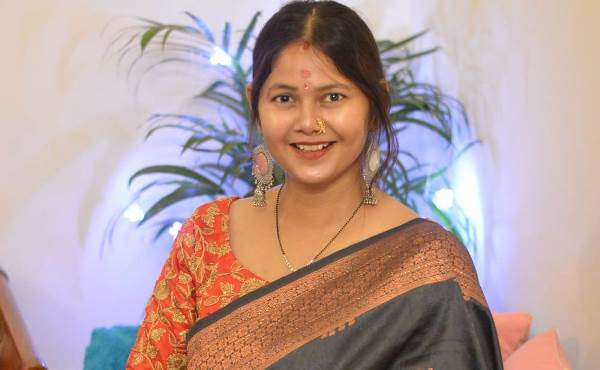  Jaipur Woman Creating a Buzz on Social Media