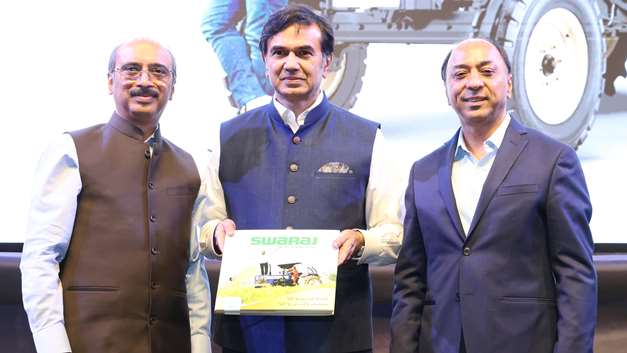  Swaraj Unveils Exquisite Limited-Edition Tractor to Commemorate its Golden Jubilee